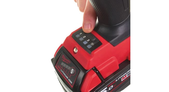 Clé à choc sans fil Milwaukee M18 FHIWF12-0X - Boulonneuse sans fil Li-Ion 18V (machine seule) dans HD Box - 1356 Nm - 1/2" - moteur brushless - 4933459695 6 Clé à choc sans fil Milwaukee M18 FHIWF12-0X - Boulonneuse sans fil Li-Ion 18V (machine seule) dans HD Box - 1356 Nm - 1/2" - moteur brushless - 4933459695 – Image 4